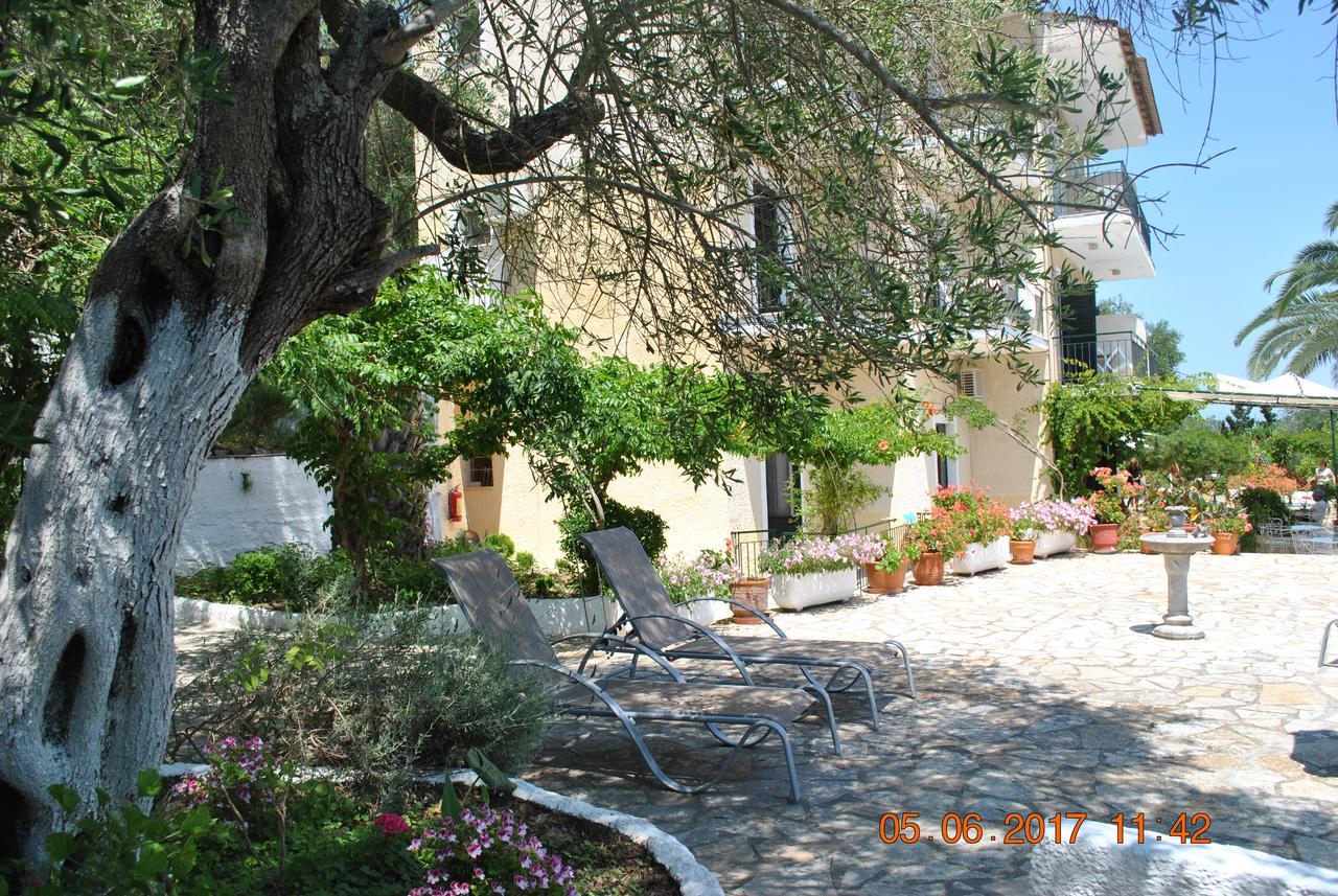 Hotel Helios Splendid Mpoukaris Esterno foto
