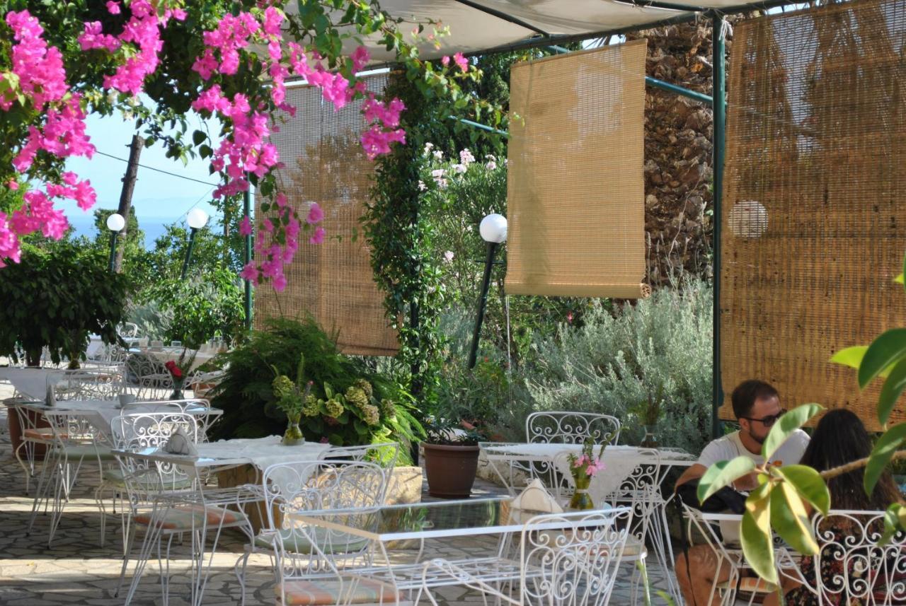 Hotel Helios Splendid Mpoukaris Esterno foto